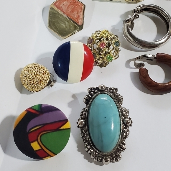 Vtg craftets lot of 11 Earrings clip-on post screwback - Picture 3 of 10